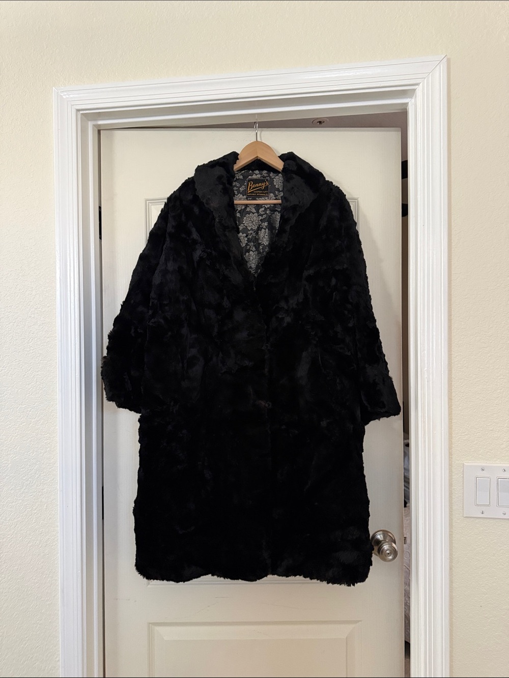80’ Black Faux Fur Teddy Coat